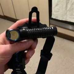 Фонарь OLIGHT PERUN NW НЕЙТРАЛЬНЫЙ